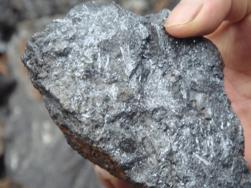 氧化镁在提取钴镍中的绿色应用与优势分析